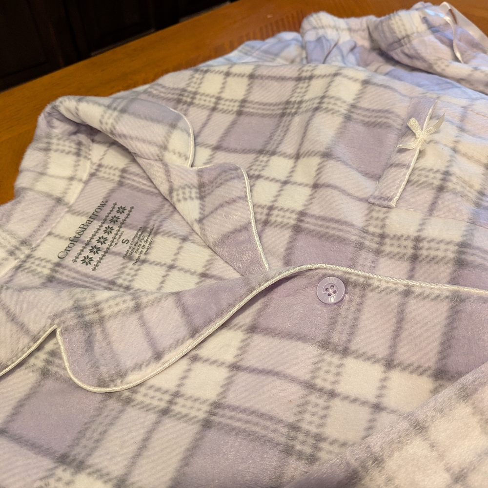 NWOT Croft & Barrow Pajama Set in Lavender and White Plaid - Picture 2 of 9